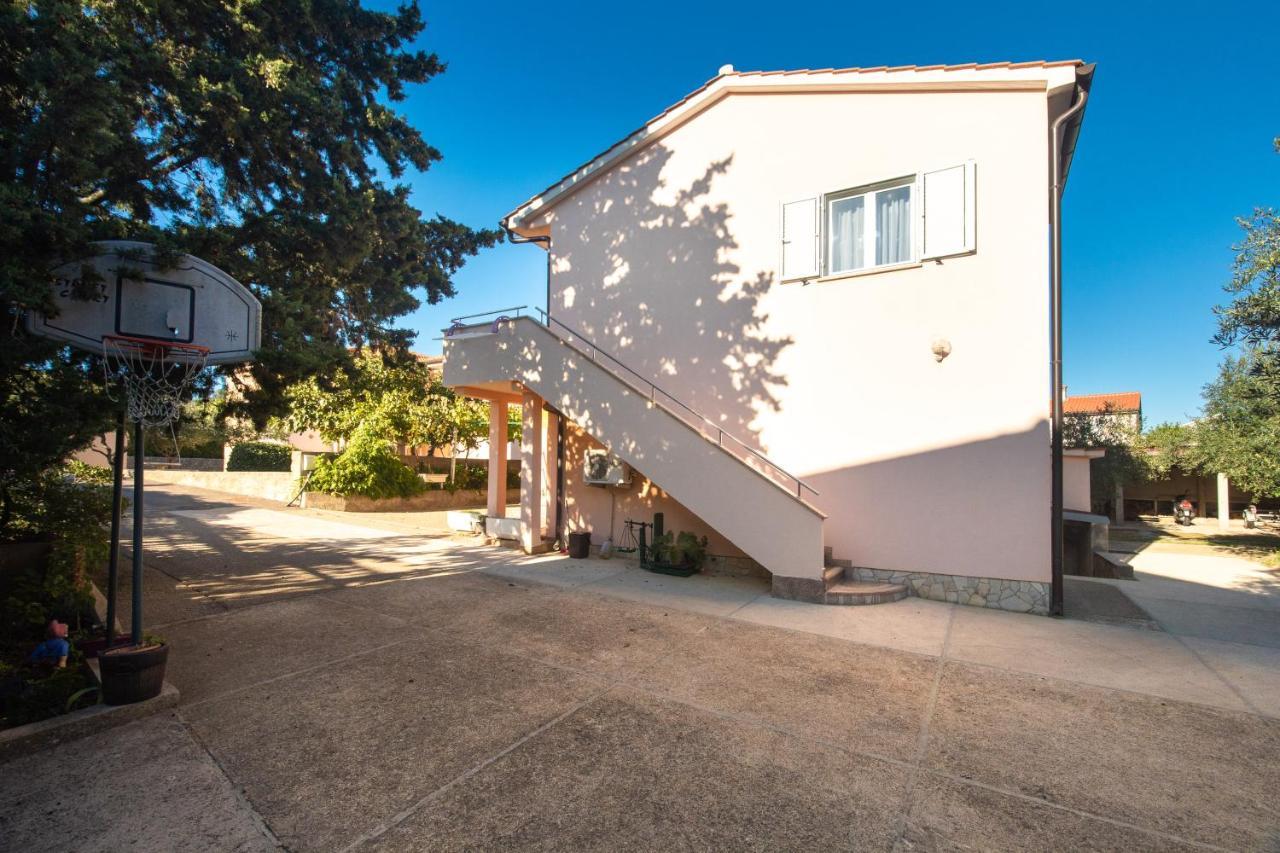 1-Bedroom Apartment In Krk - Steps From The Beach! Krk Town Luaran gambar