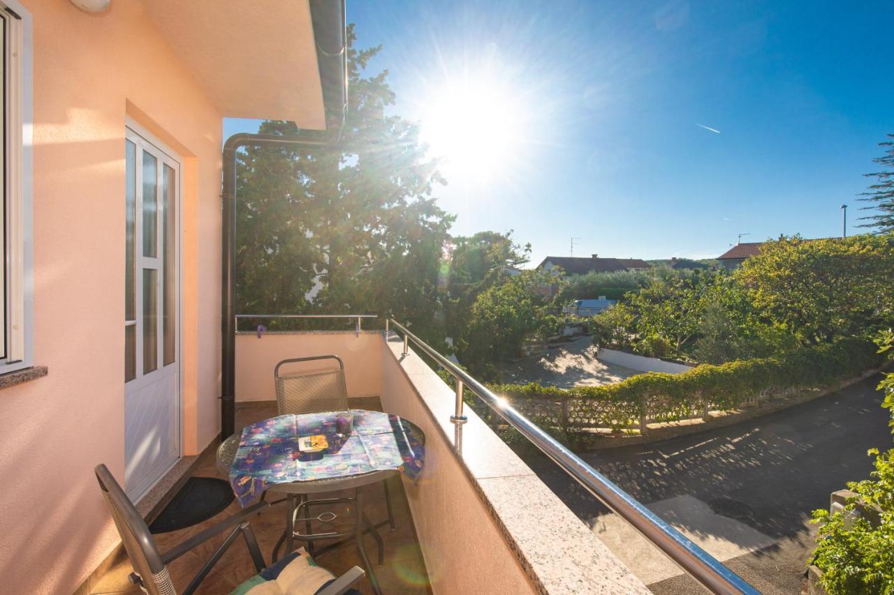 1-Bedroom Apartment In Krk - Steps From The Beach! Krk Town Luaran gambar